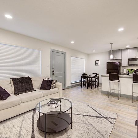 Trendy Midtown Apt, Walk To Shops & Sites, Pets Ok Houston Exterior photo