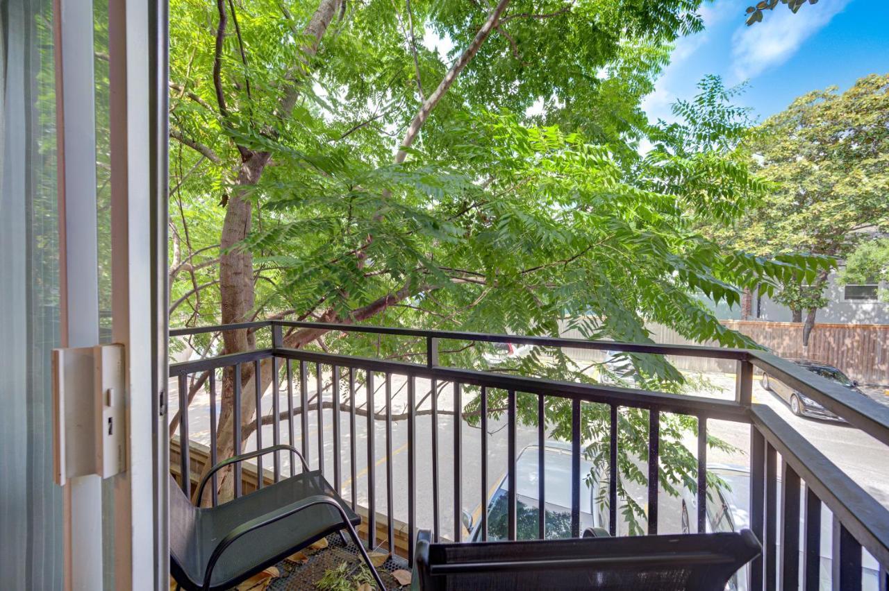 Trendy Midtown Apt, Walk To Shops & Sites, Pets Ok Houston Exterior photo