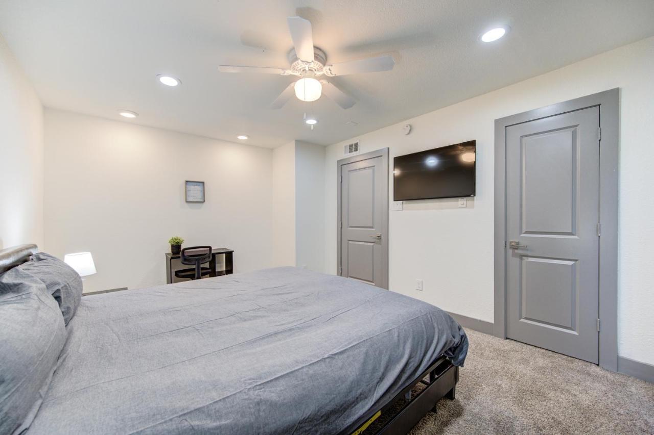 Trendy Midtown Apt, Walk To Shops & Sites, Pets Ok Houston Exterior photo